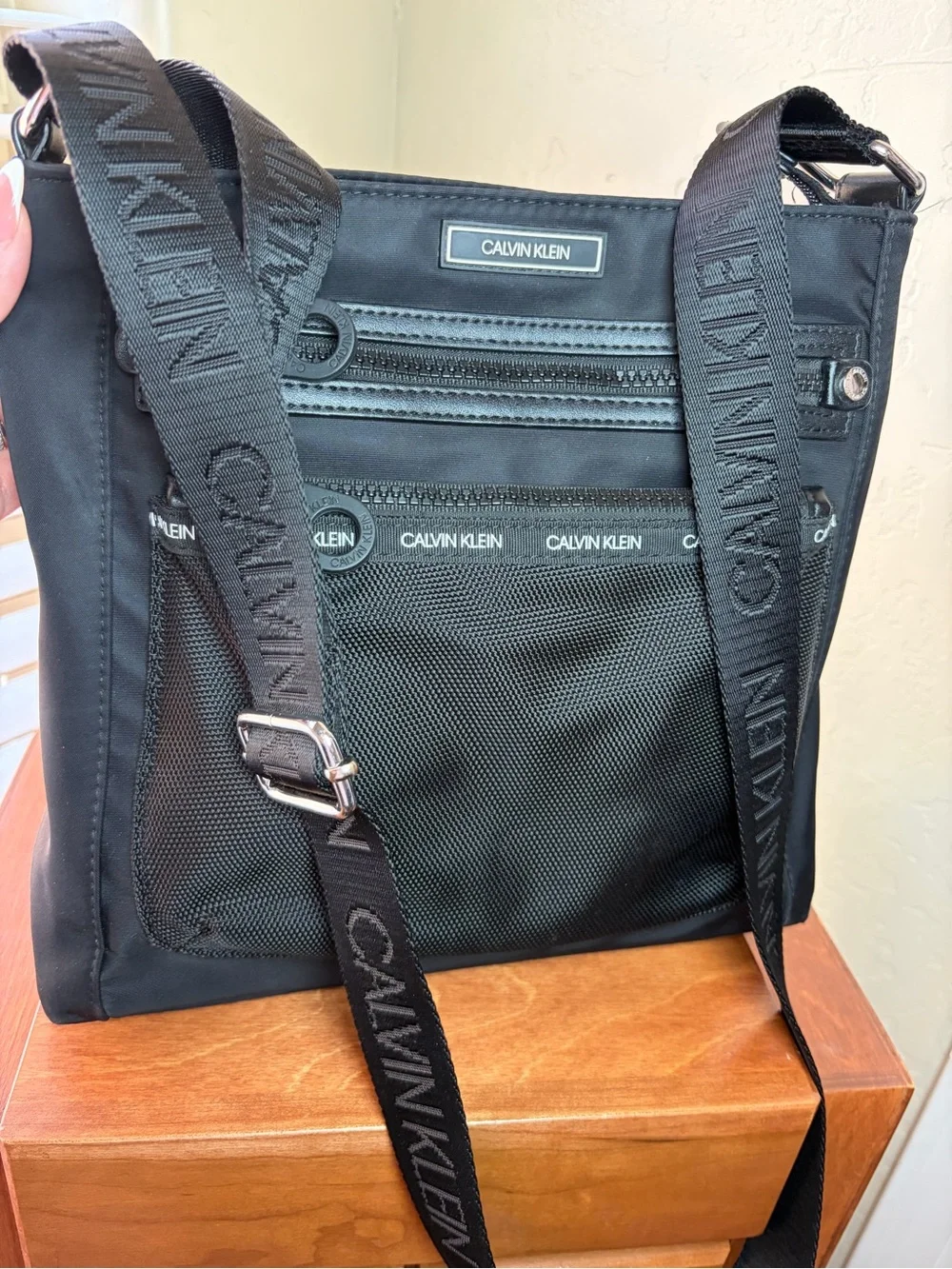 Calvin Klein Black Nylon Crossbody Organizer Bag Multi Pocket Adjustable Strap